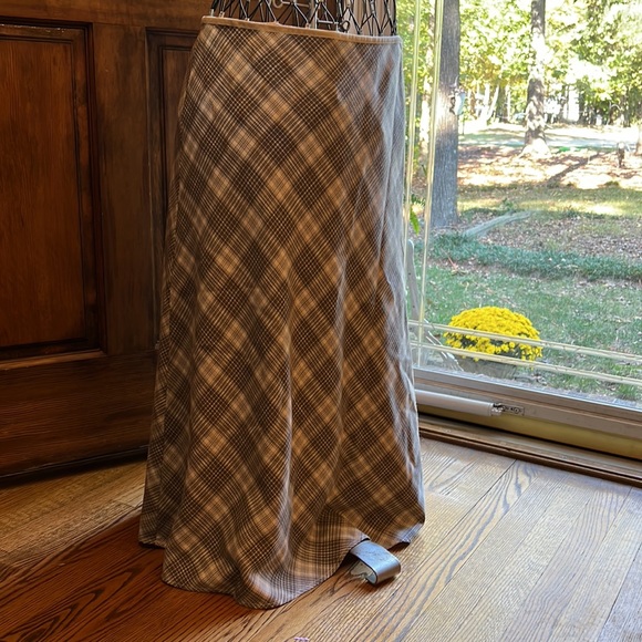 Eddie Bauer A-Line Wool Skirt - Picture 4 of 4